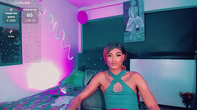 Kendall_hornyy élő XXX-chatje