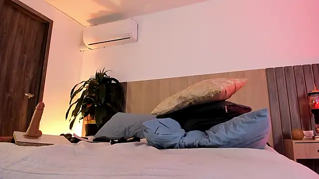 rebeca_cortez_ 现场XXX聊天