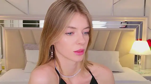 MeganMour Show Webcam