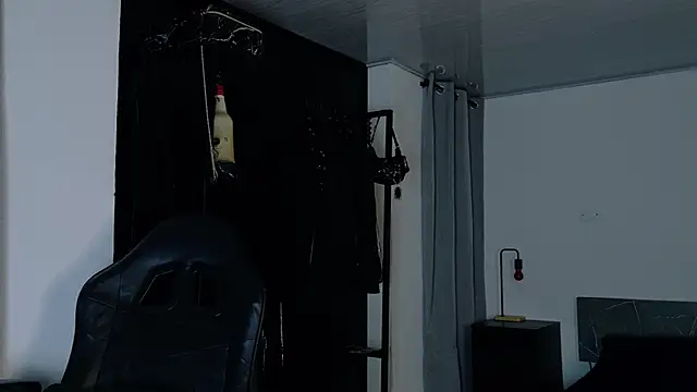 Angelabl0odborne 现场XXX聊天