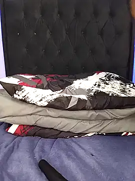 Sex_bomb30 Live XXX Chat