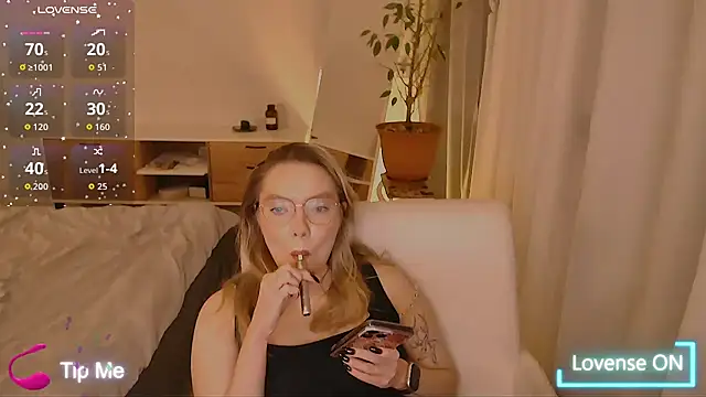 Sembang XXX Secara Langsung PolinaXXXXJones