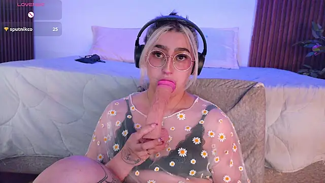 Chat XXX en directo de GabyRose9