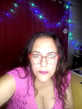 Perradulcee 现场XXX聊天