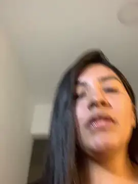 sarah_benz_ Live XXX Chat