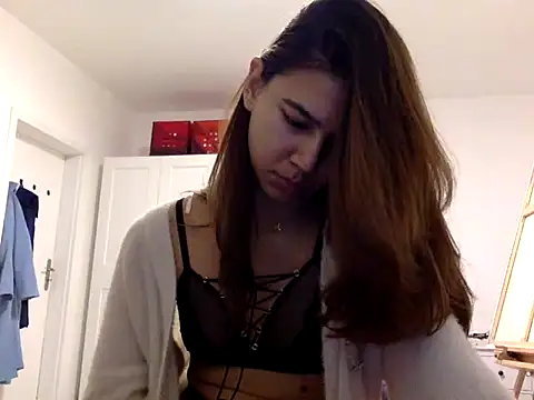 KiraVixenSweetn Live XXX chat