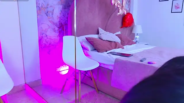 Khloe_Moon Obrolan Langsung XXX