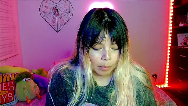 EllieMoonX 现场XXX聊天