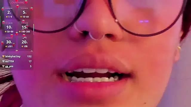 Taylor__WatsonのライブXXXチャット