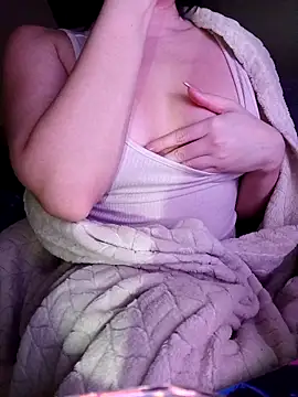 HornyCumBitch: онлайн-секс-чат