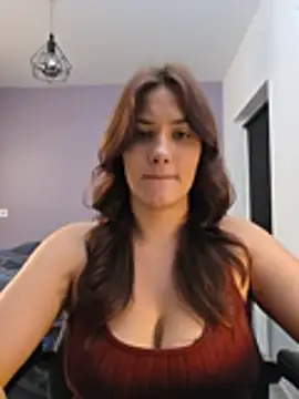 دردشة MiaRides19 الجنسية المباشرة