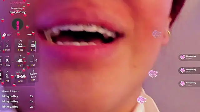 Taylor__Watson élő XXX-chatje