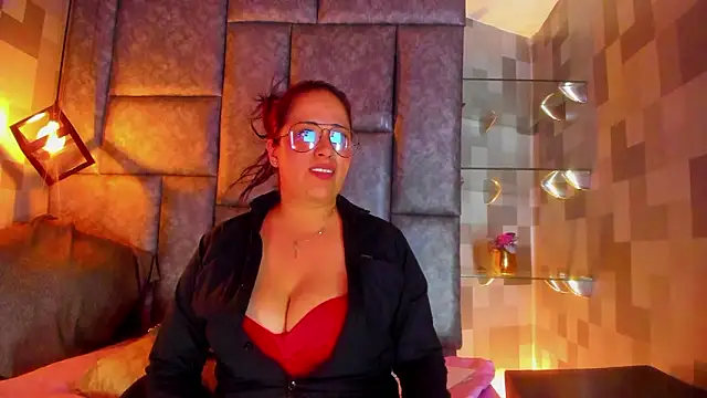 Bayolin_Oslon élő XXX-chatje