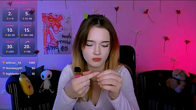 liana_kisses 现场XXX聊天