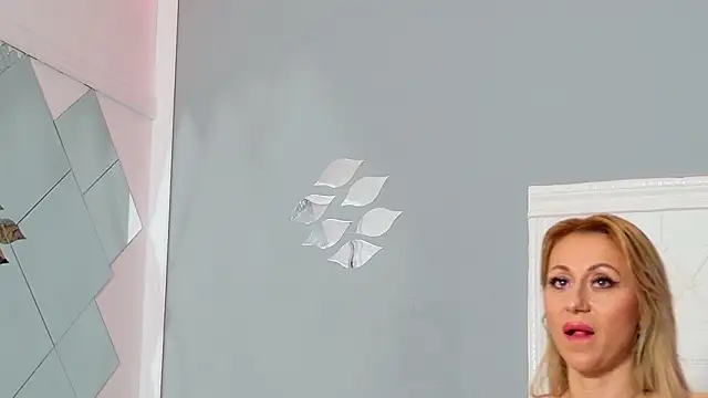 Emma-Bliss Webcam show