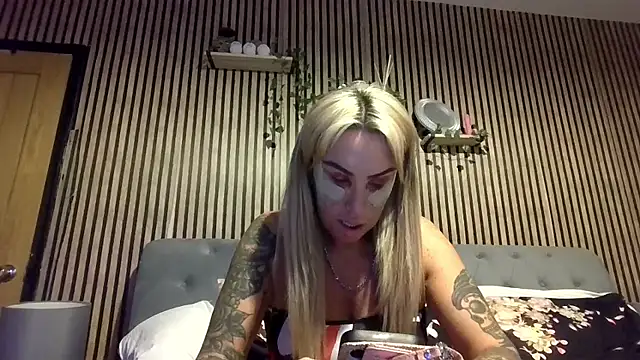 poppyinga1 Live XXX-Chat