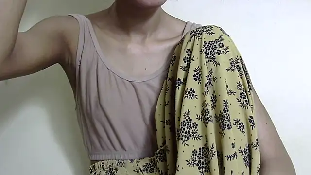 دردشة Anu_tiny الجنسية المباشرة