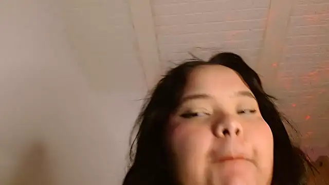 sexychubby___ 即時 XXX 聊天