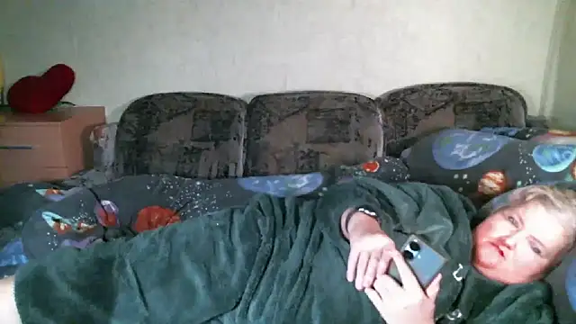 Lana555: διαδικτυακό σόου στην κάμερα