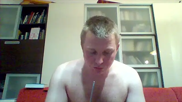 دردشة Matttthees الجنسية المباشرة