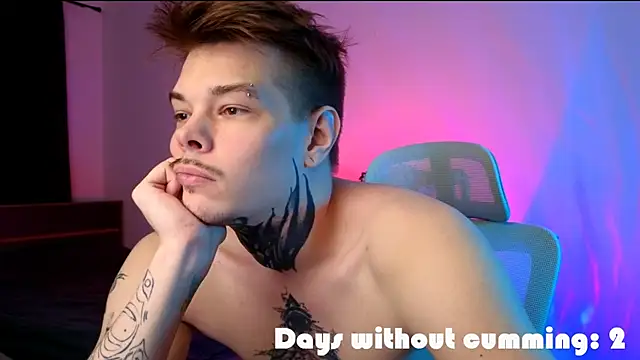 DENIS_HEREのライブXXXチャット