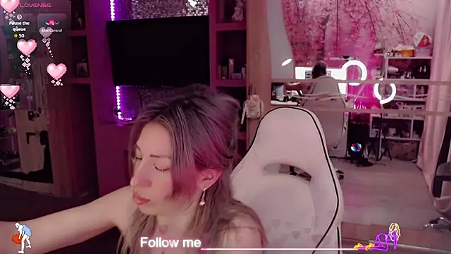 AnnieGOld_ – Live XXX-chat