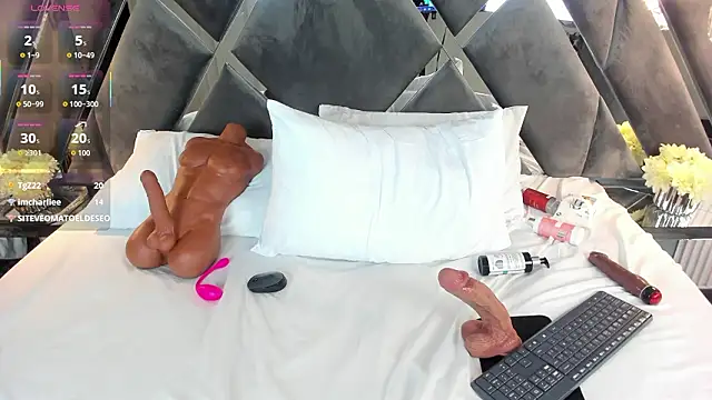 Chat +18 de Ivonne_Millerr ao vivo