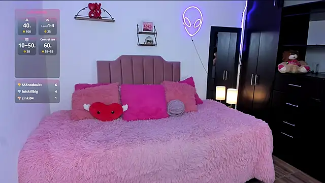 Nina_curves Live XXX-chat