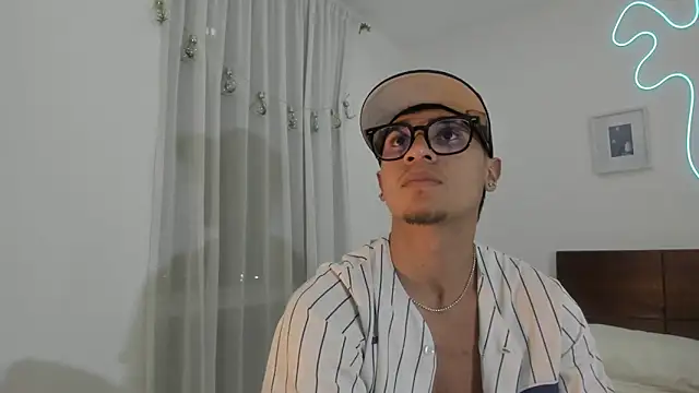 hardcoreheat_ind Live XXX-Chat