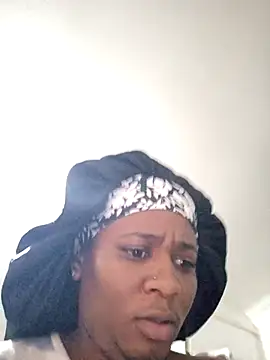 Chat +18 de CocoBootyyy ao vivo