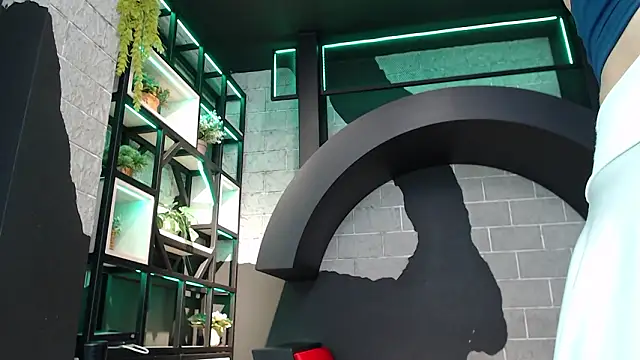 EmilyReddolln Live XXX chat