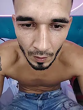 junior_men22 Show Webcam