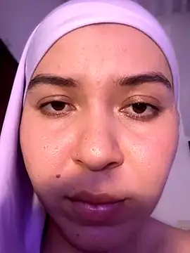 MatchedEyebrow: απευθείας συνομιλία  ΧΧΧ