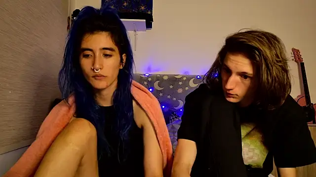 Chatroom XXX en direct de LunaisBack