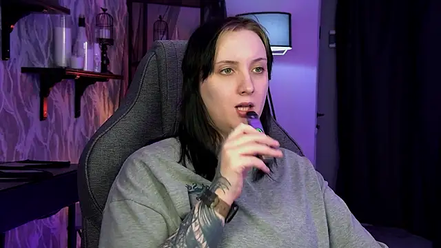 AsheLucker Obrolan Langsung XXX