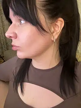 Poly_Nick Adlı Modelin Canlı XXX Sohbeti