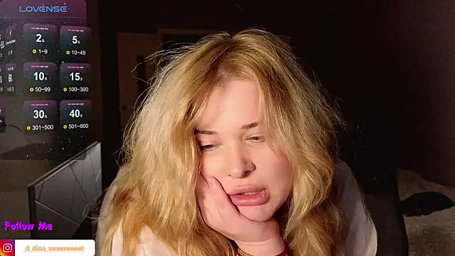 Chat XXX en directo de EllsaJean_