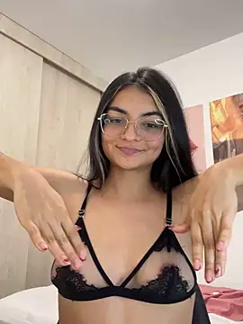 XXX chat uživo modela Cat2525