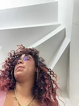 دردشة Woo_isDaphne الجنسية المباشرة