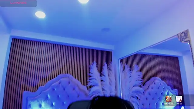 SelenaStonne's Live XXX Chat