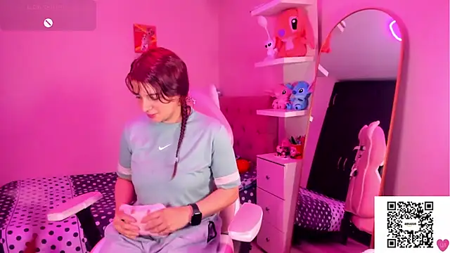 Vannessa__ShyのライブXXXチャット