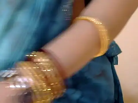 Chat +18 de Exotic_tanvi ao vivo