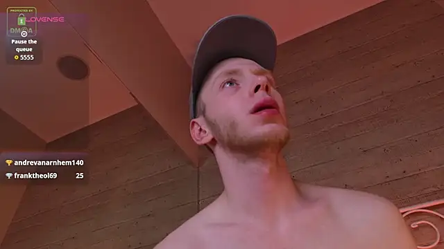 ZidNevil's Live XXX Chat