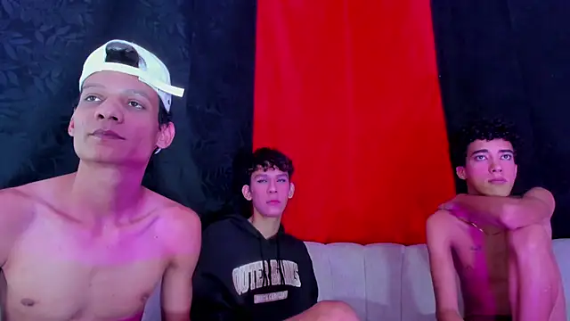 Pleasure_boys_hotn Live XXX chat