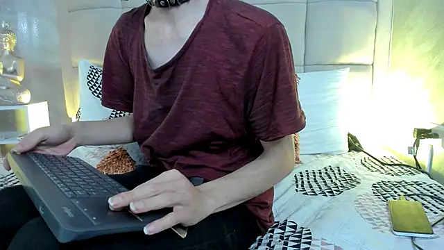 Hecatee_77 Chat XXX in diretta