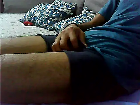 papi_lover12 网络视讯表演