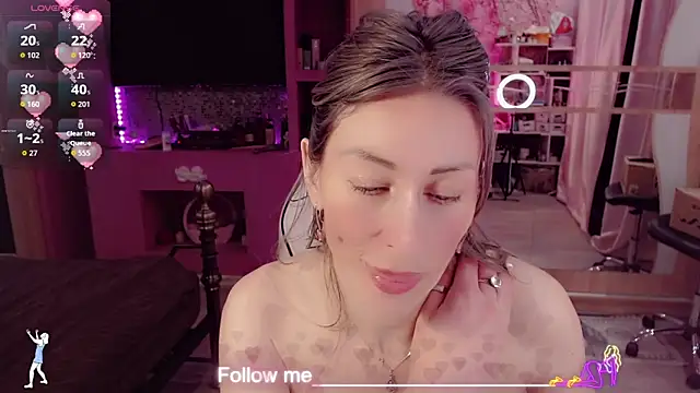 Chat XXX en directo de AnnieGOld_