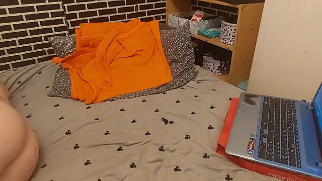 Spatgirl Live XXX-chat