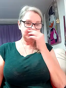 Онлайн чат XXX irinamaux