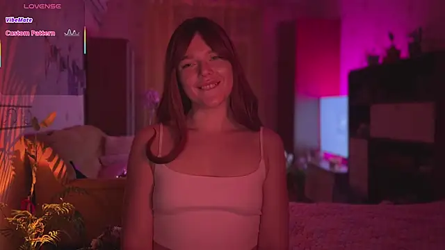 Chatroom XXX en direct de CherryRed_Girl